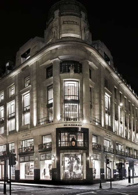 burberry regent street omnichannel|burberry trends.